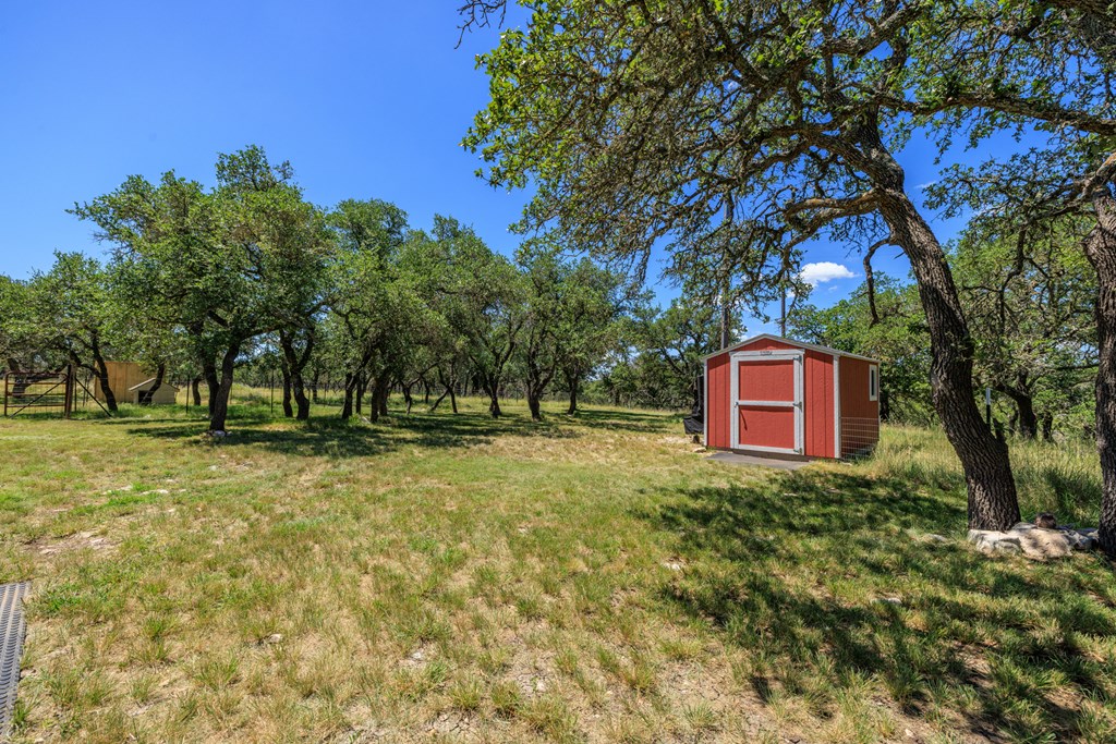 main property photo 22