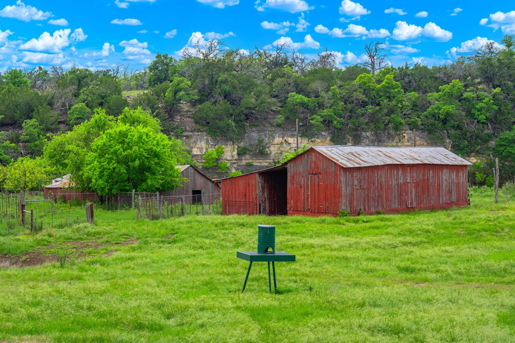 main property photo 35