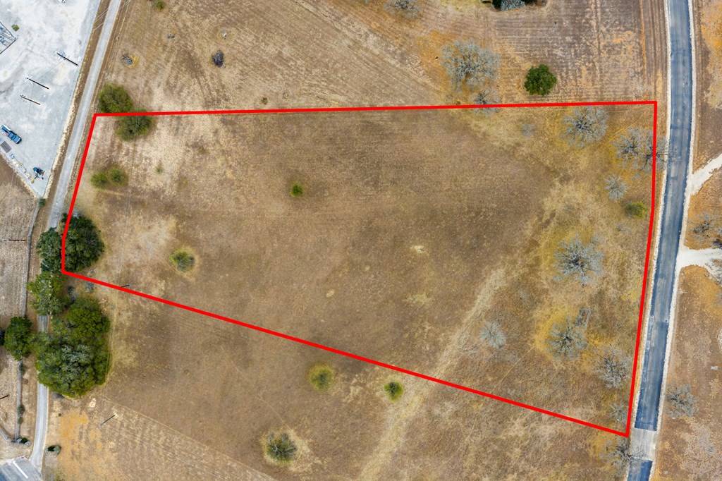 main property photo 10