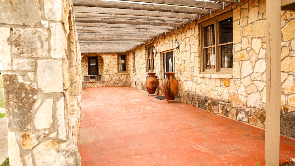 main property photo 14