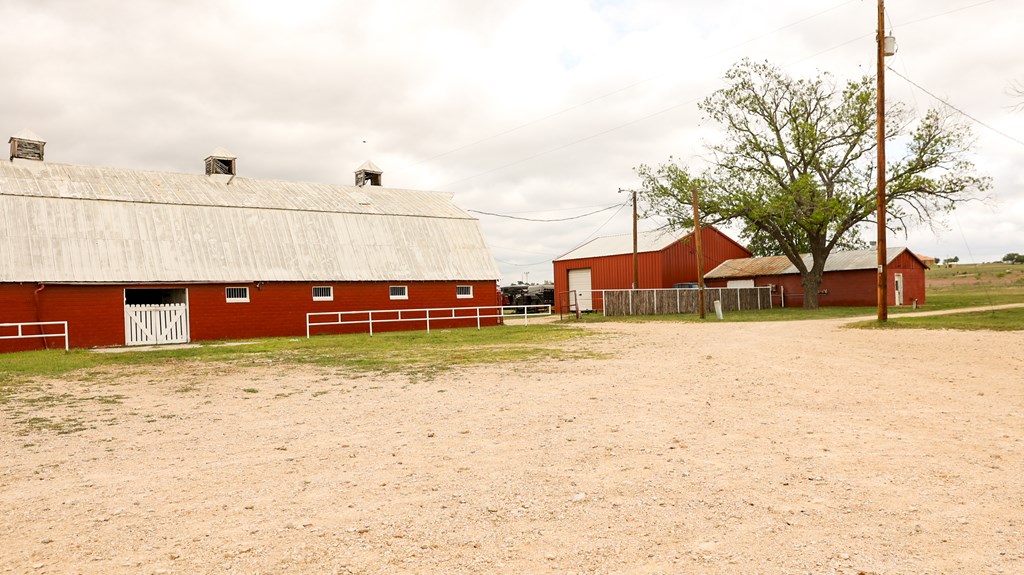 main property photo 26