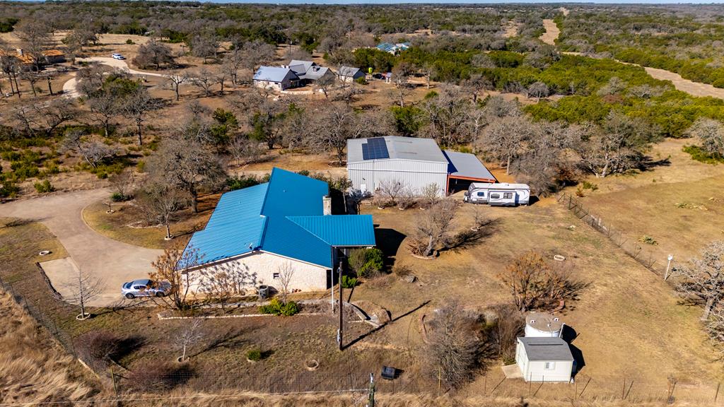 main property photo 19