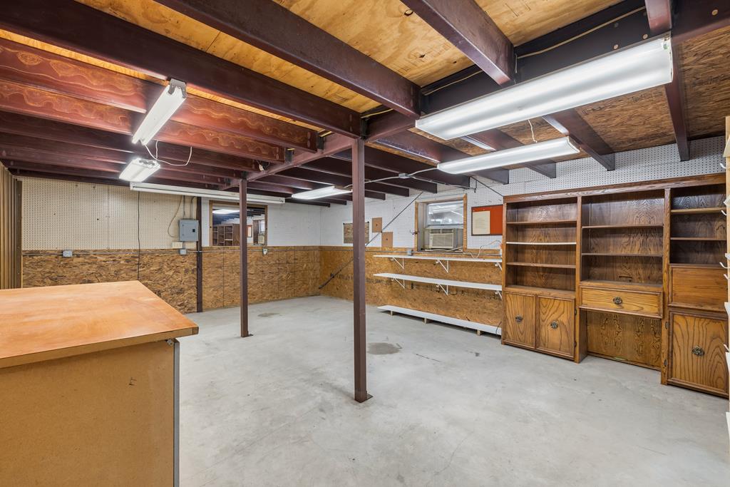 main property photo 52