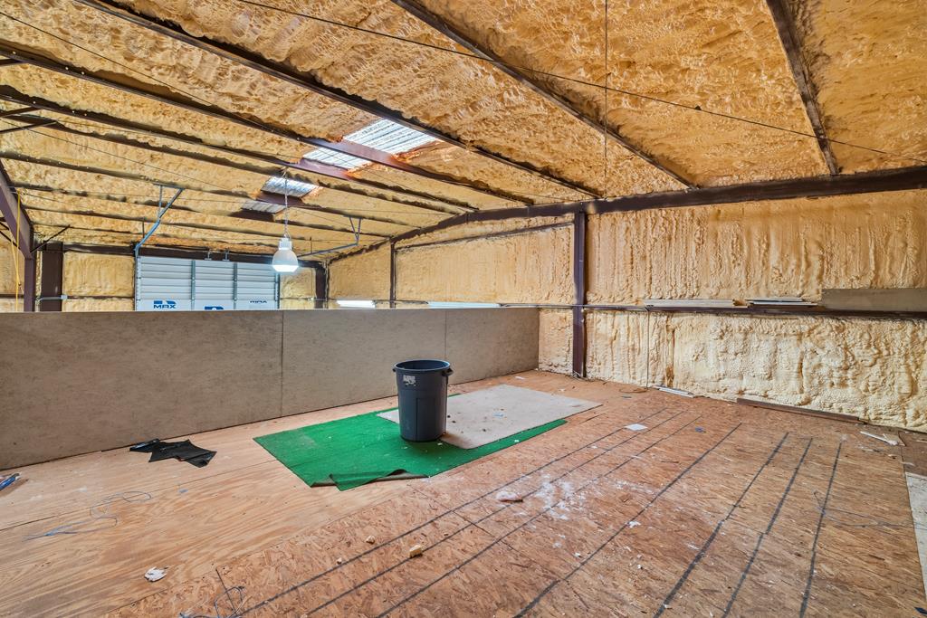 main property photo 53