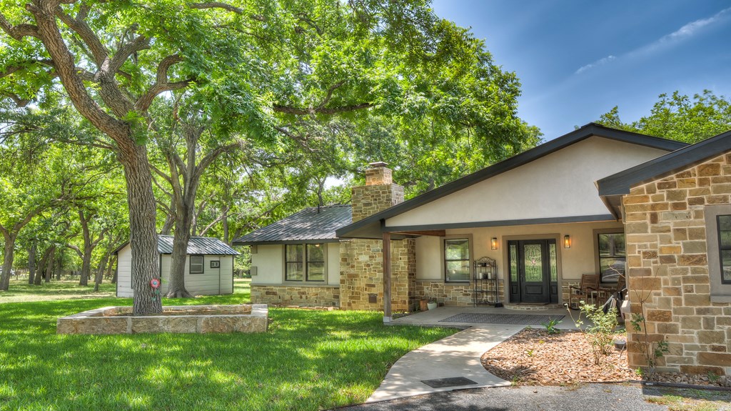main property photo 12