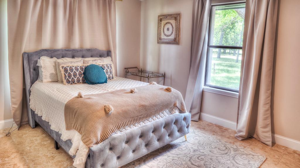 main property photo 64