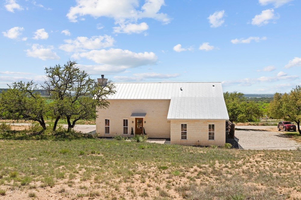 main property photo 59