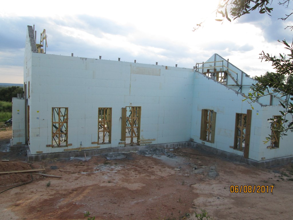 main property photo 61