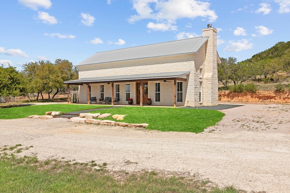 main property photo 74