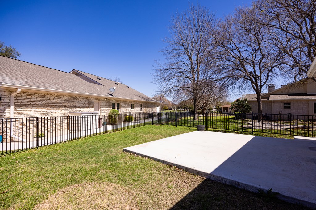main property photo 21