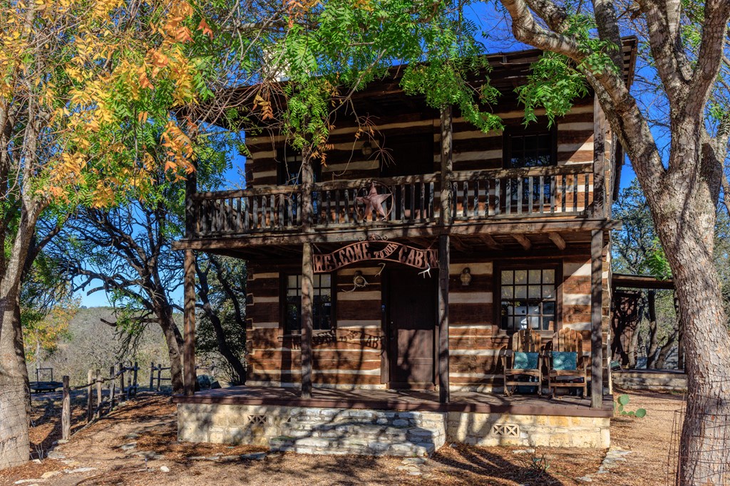 main property photo 20