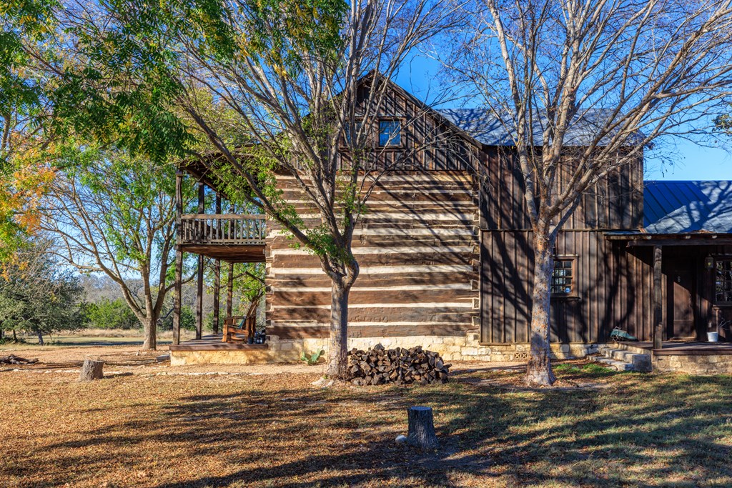 main property photo 21