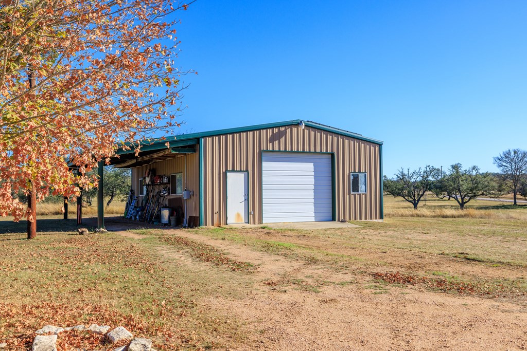 main property photo 26