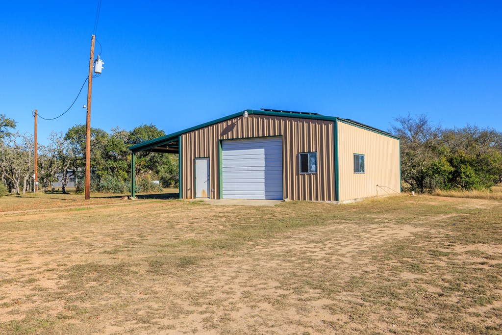 main property photo 39