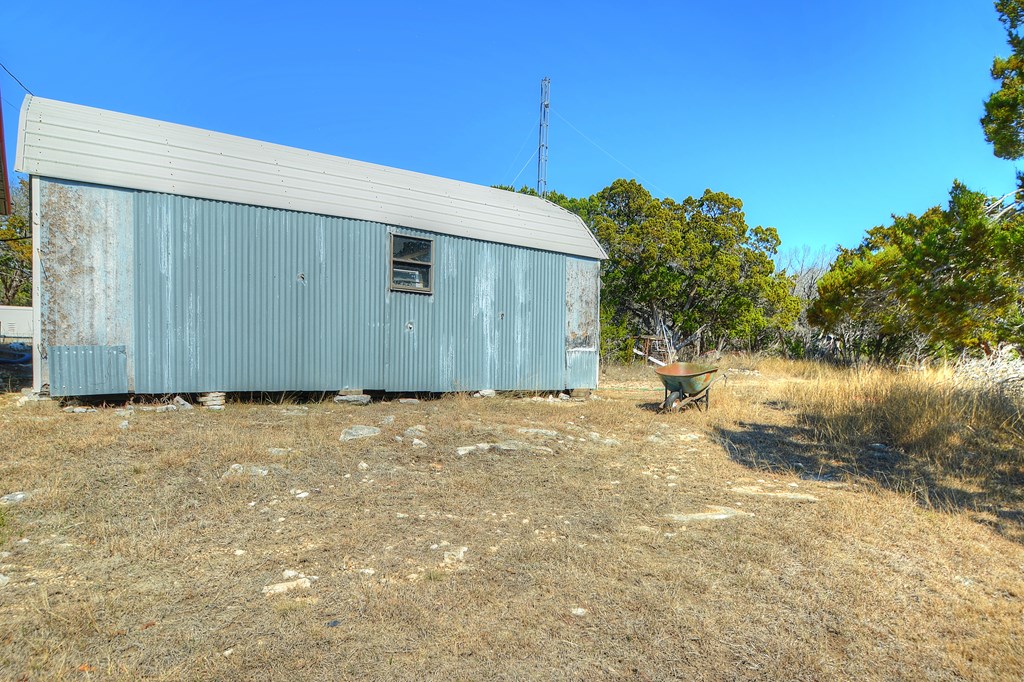main property photo 17