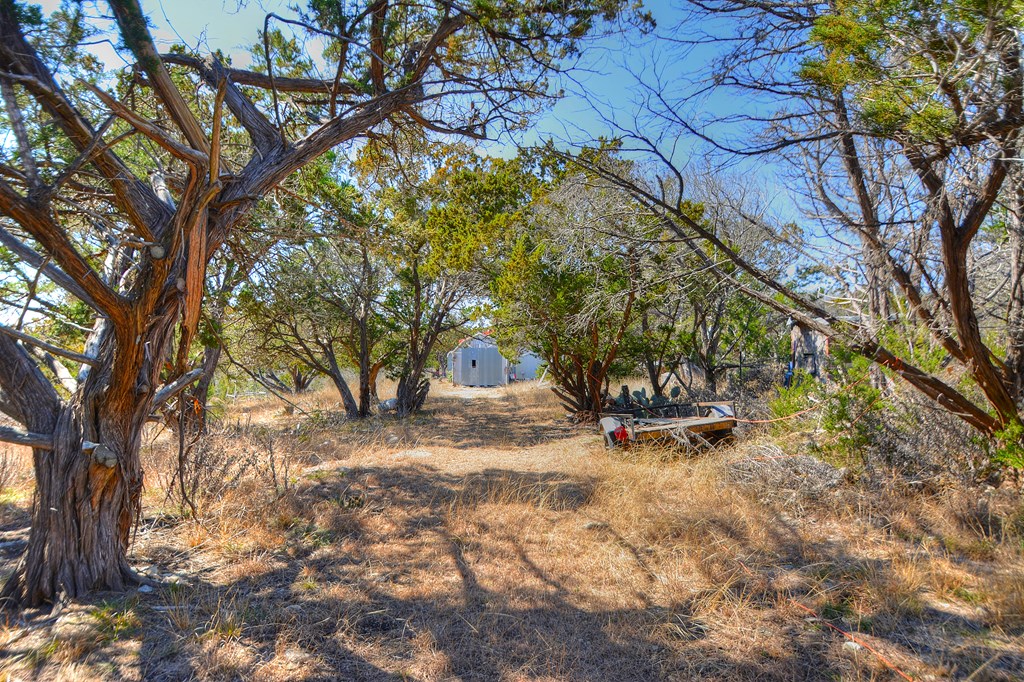 main property photo 22