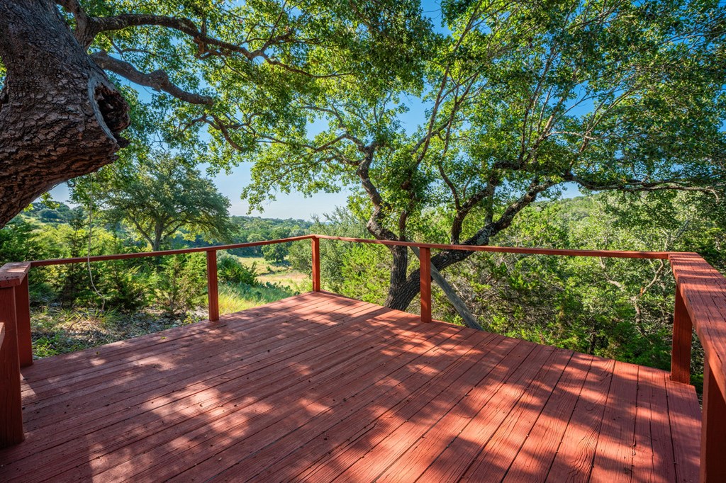 main property photo 27