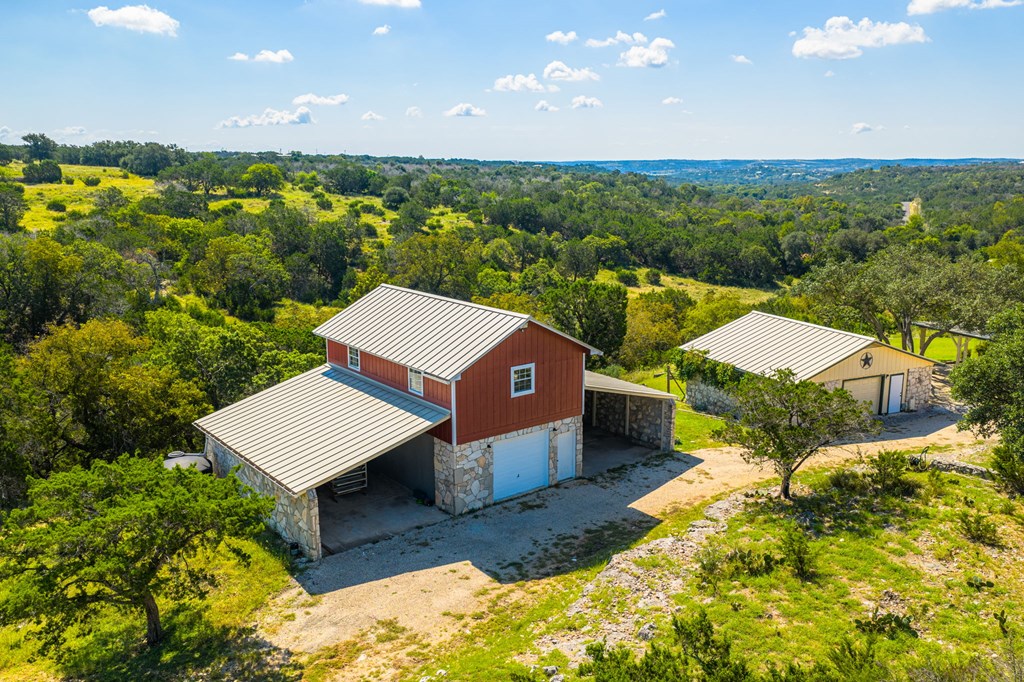 main property photo 31