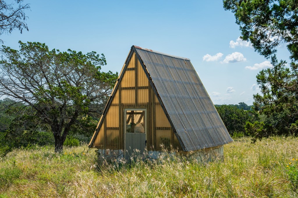 main property photo 51