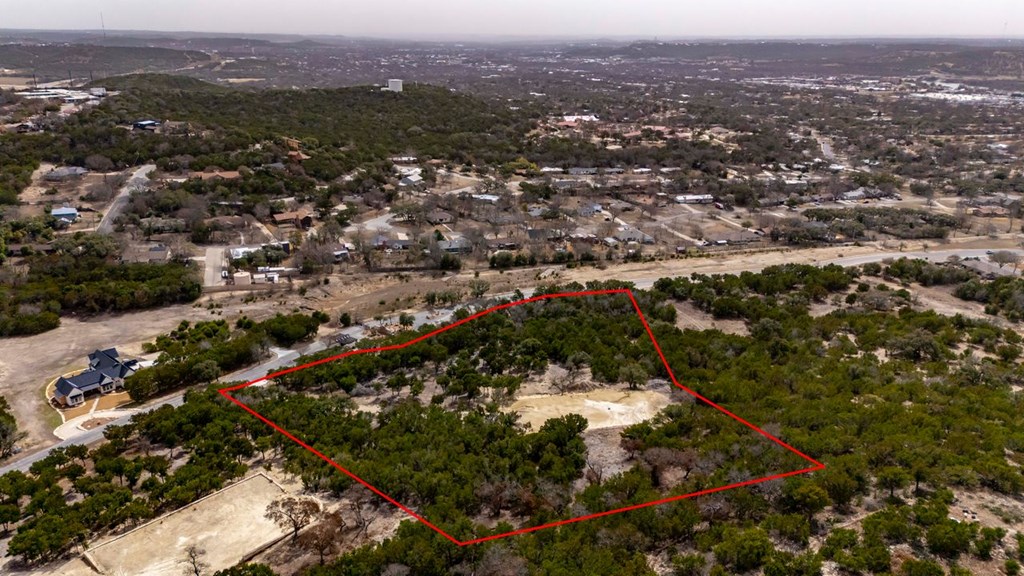 main property photo 17