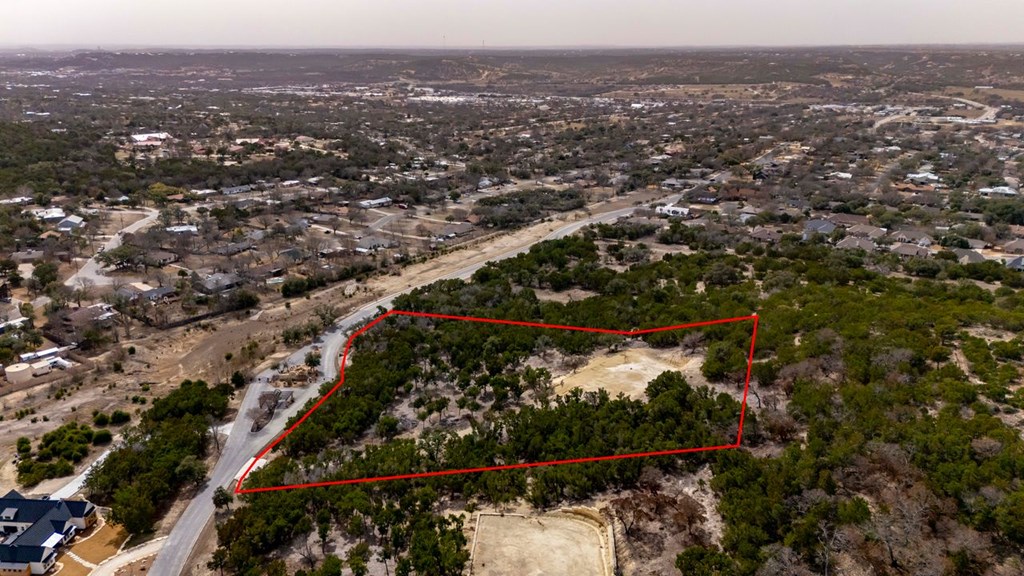 main property photo 9