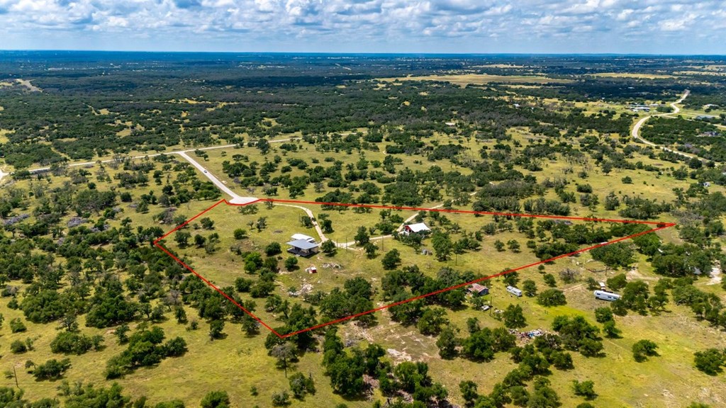 main property photo 41