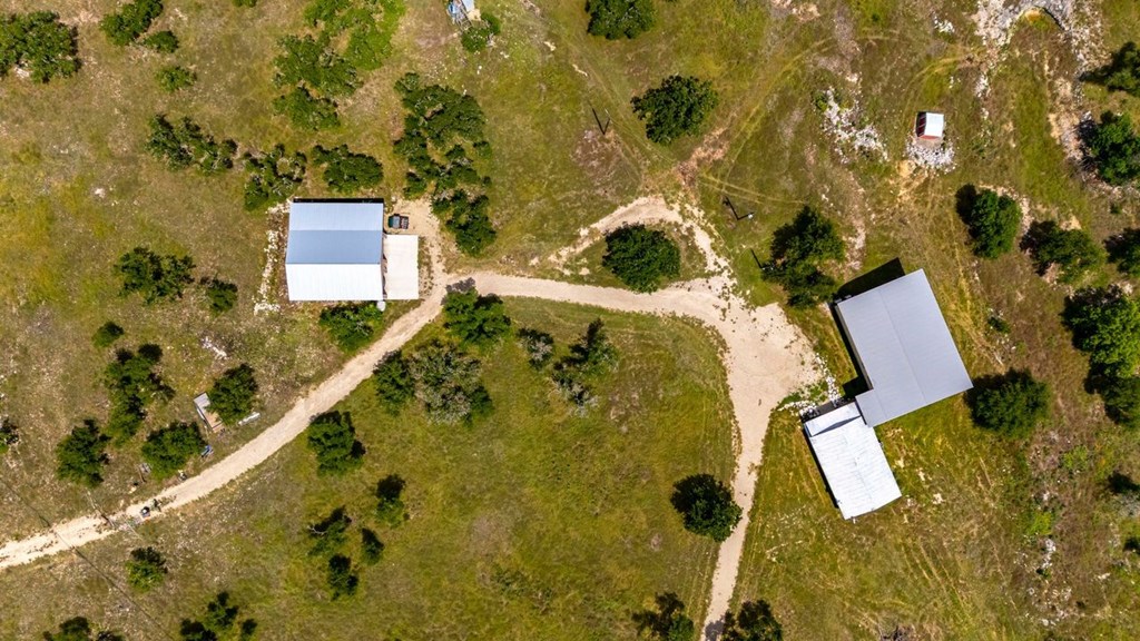 main property photo 45