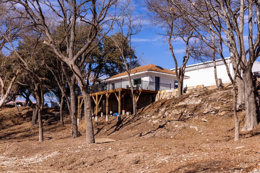 main property photo 49