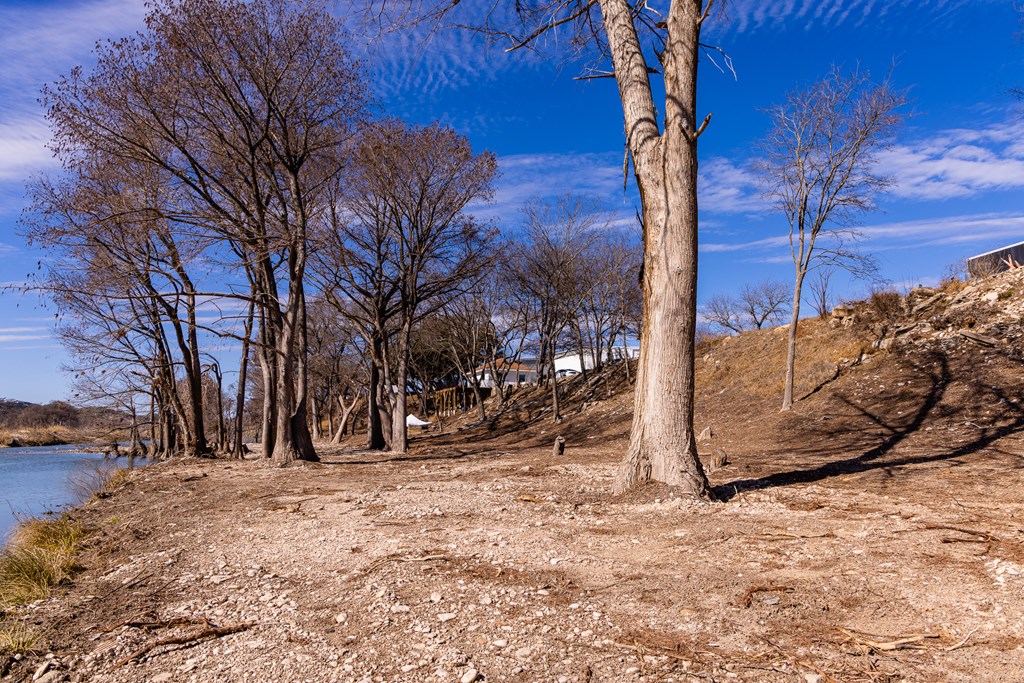 main property photo 81