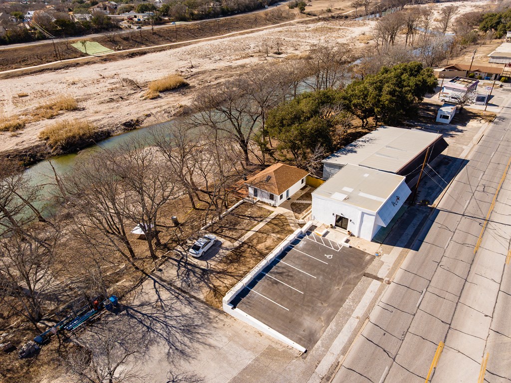 main property photo 86