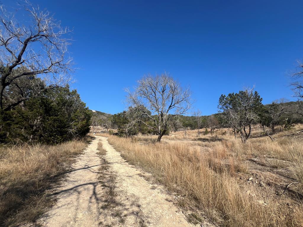 main property photo 6