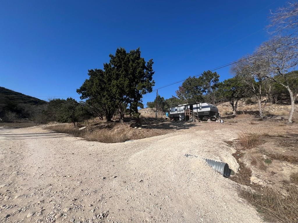 main property photo 11