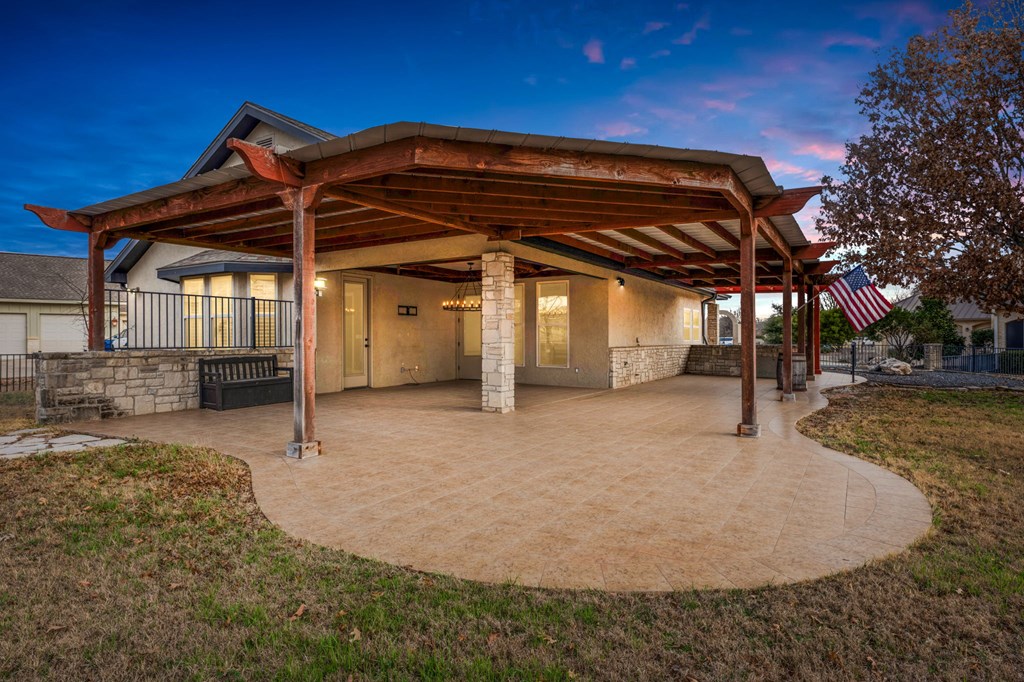 main property photo 37