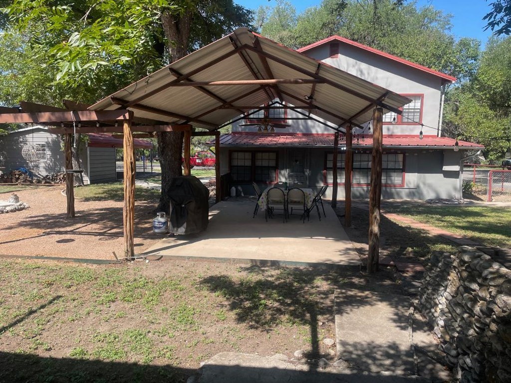 main property photo 8