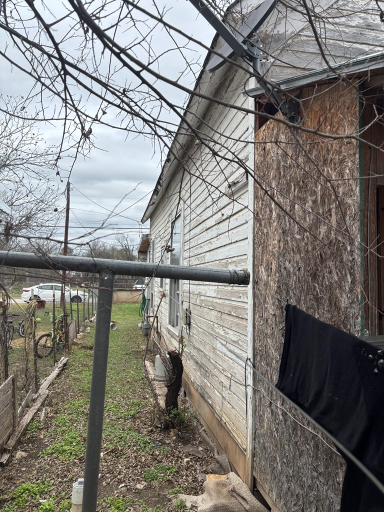 main property photo 12