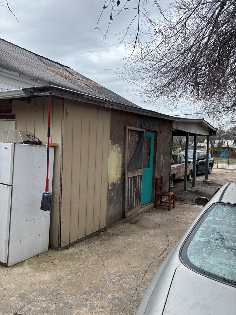main property photo 9