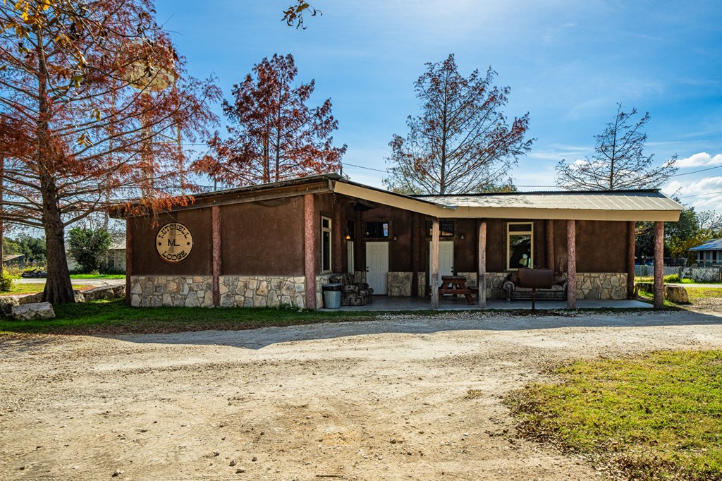 main property photo 1