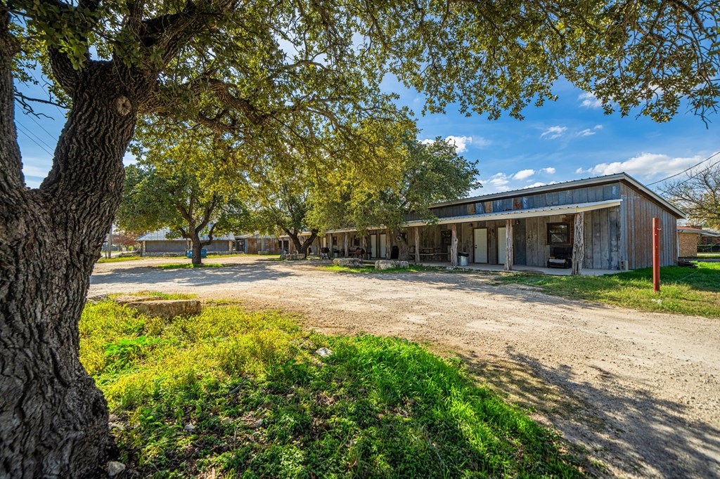 main property photo 32