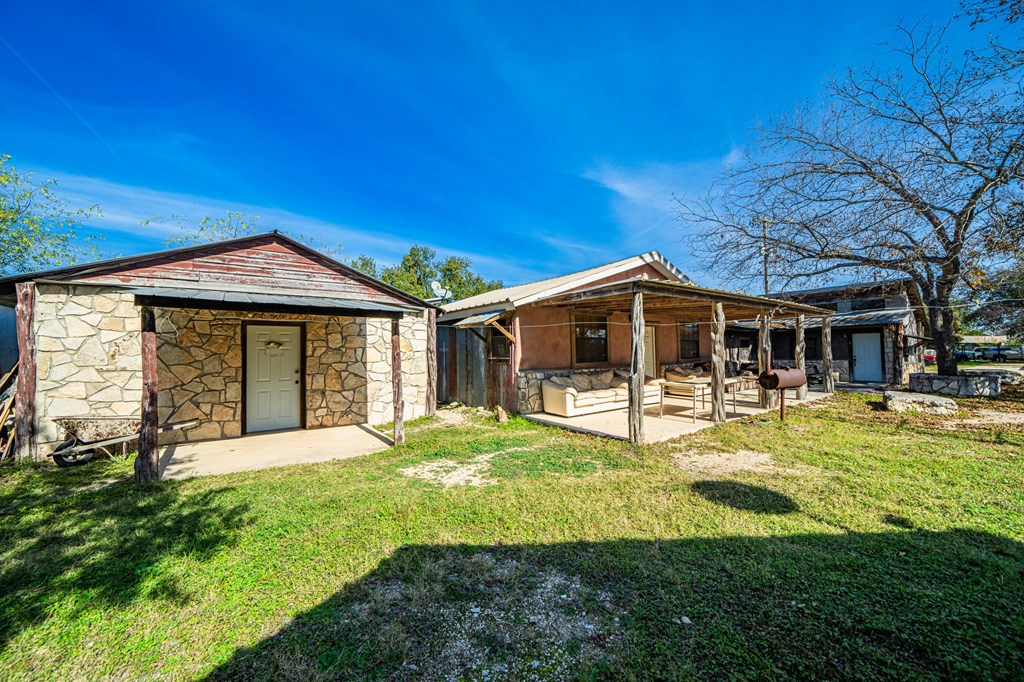 main property photo 7
