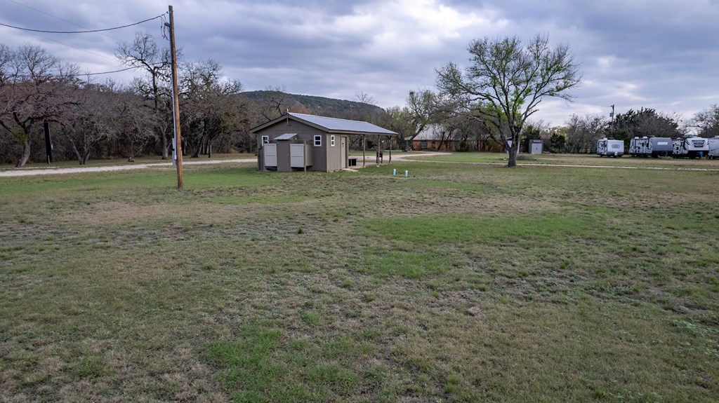 main property photo 32