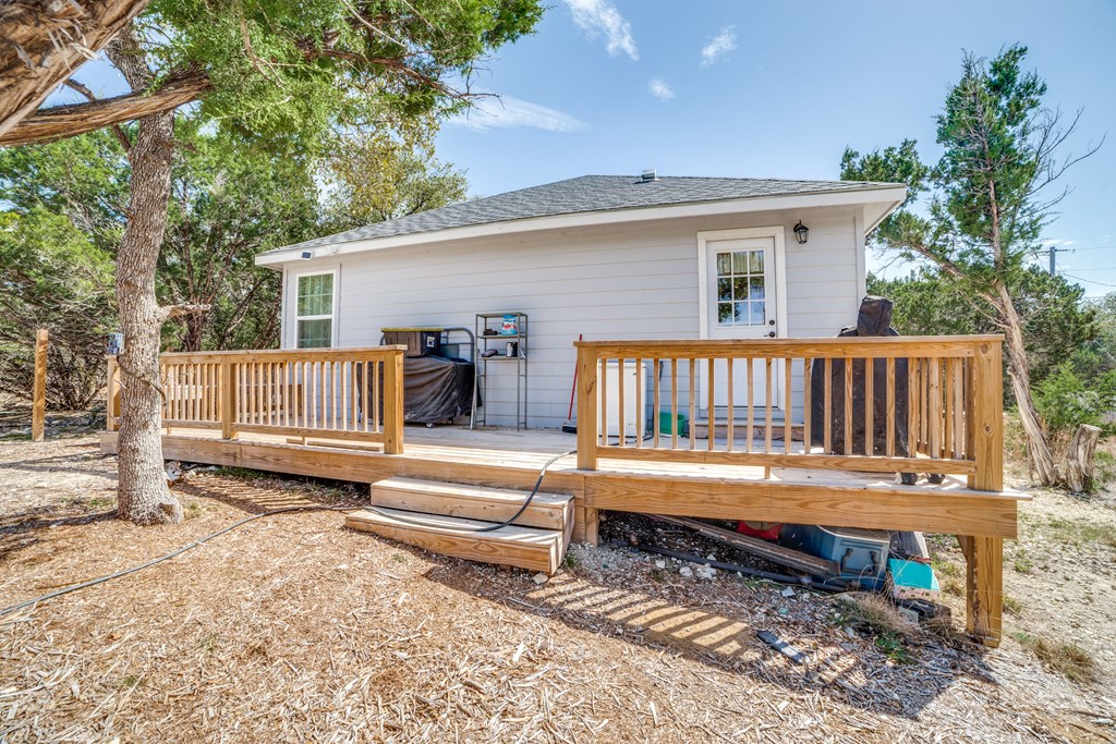 main property photo 23