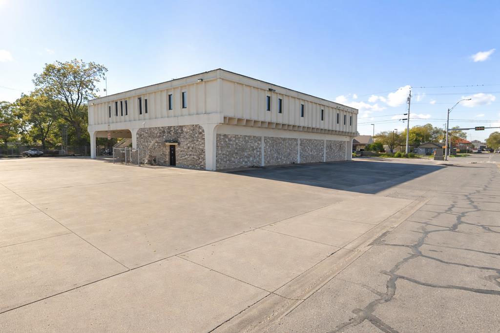 main property photo 3