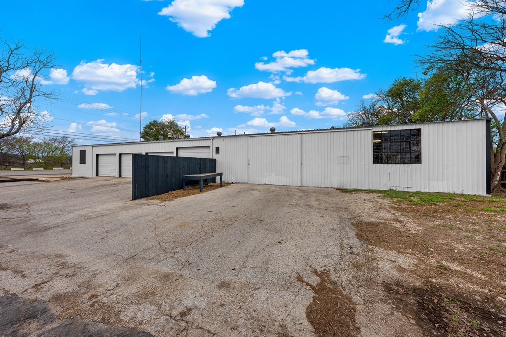 main property photo 18