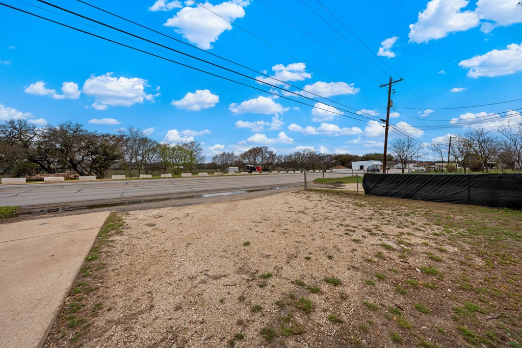 main property photo 22