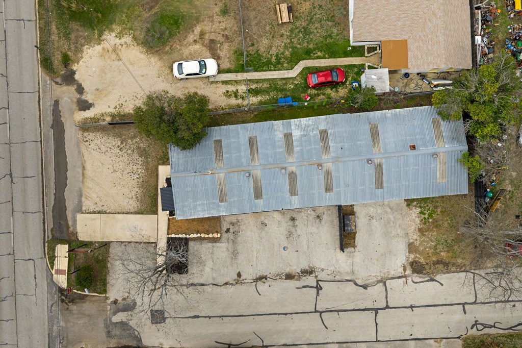 main property photo 27