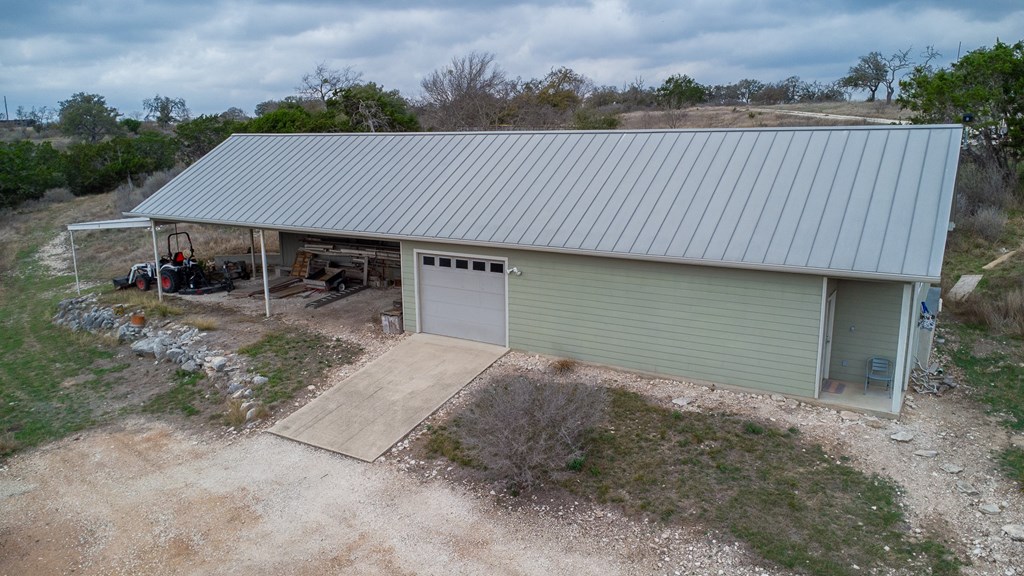 main property photo 29