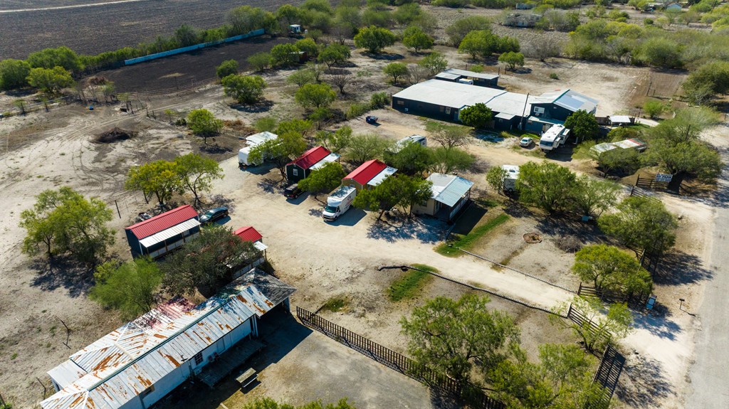 main property photo 35