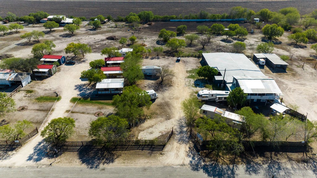 main property photo 36