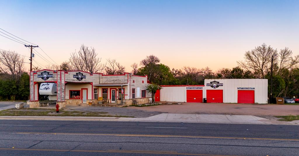 main property photo 14