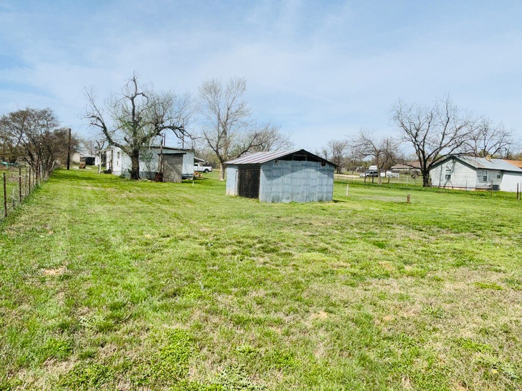 main property photo 4